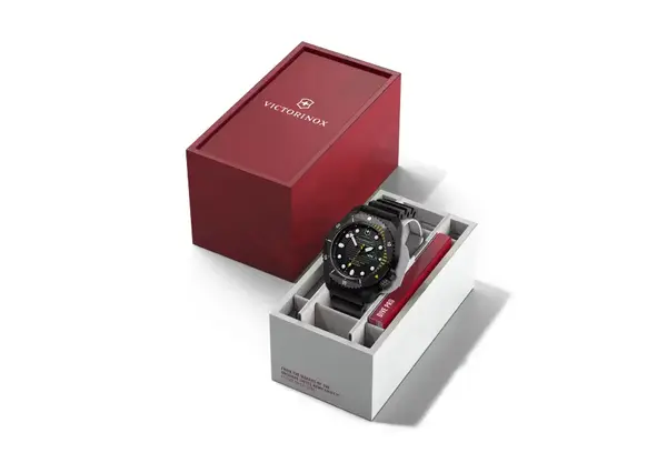 Montre plongee Victorinox dive pro 15