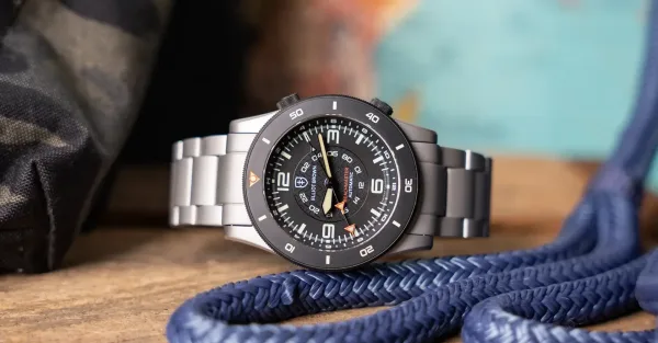 Montre plongee elliot brown beachmaster automatic founder s edition 10 bis
