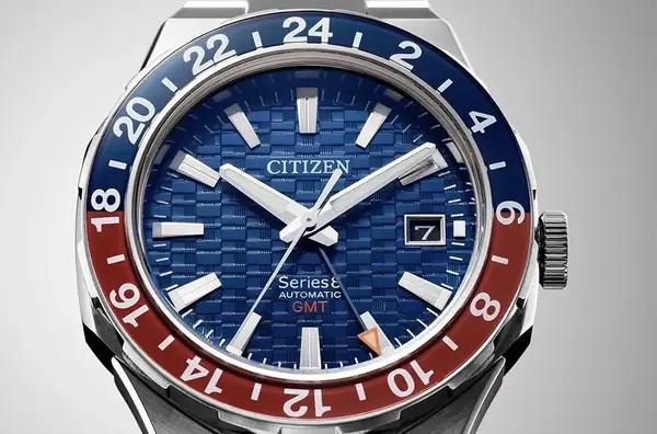 Plogeuse Citizen Serie 8 GMT 2