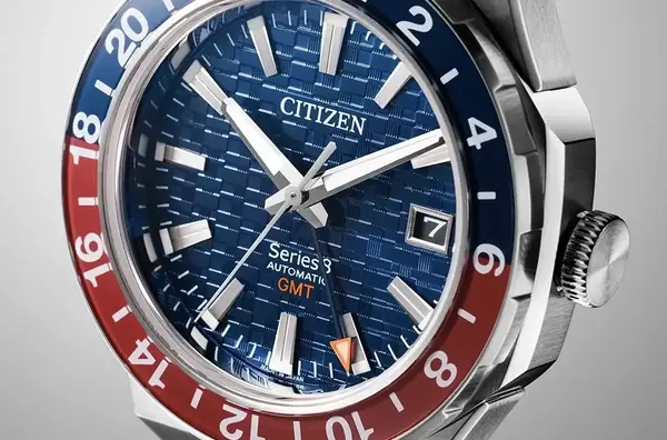Plogeuse Citizen Serie 8 GMT 5