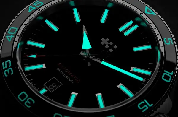 Plongeuse Christopher Ward C60 Trident Pro 30 8