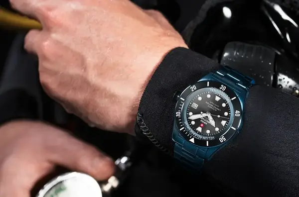 Plongeuse Swiss Military Diver 500 Limited Edition 1