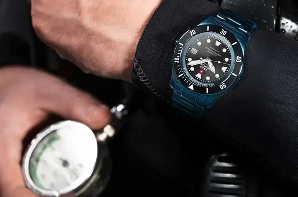 Plongeuse Swiss Military Diver 500 Limited Edition 6
