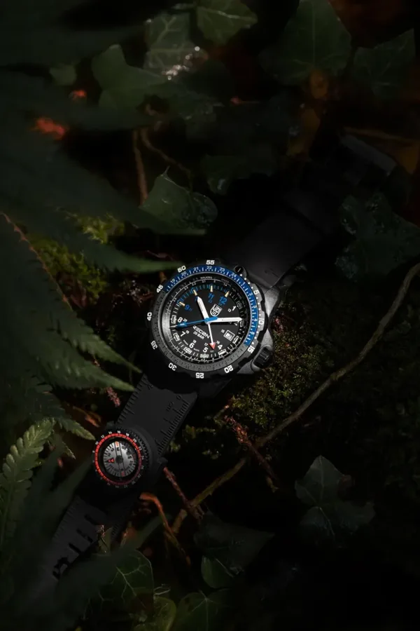 Plongeuse militaire Luminox RECON Nav Spec 8833 9