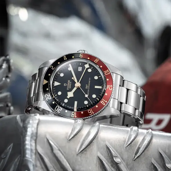 Tudor Flying Bulls 13