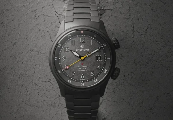 Montre aviateur bremont altitude mb meteor stealth grey 23
