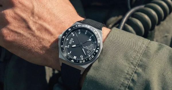 Montre aviateur micromilspec dualtimer 1