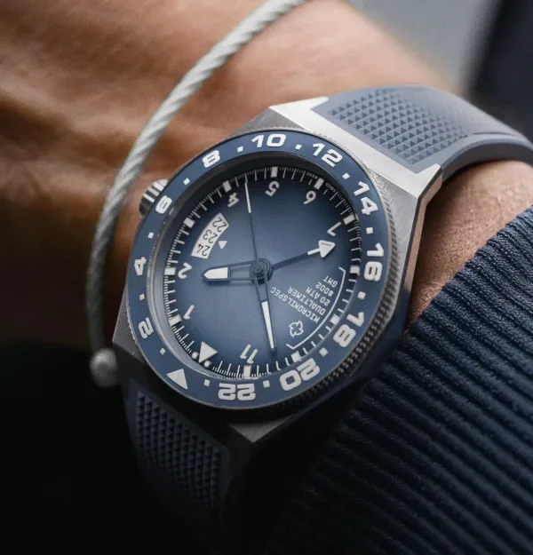 Montre aviateur micromilspec dualtimer 11