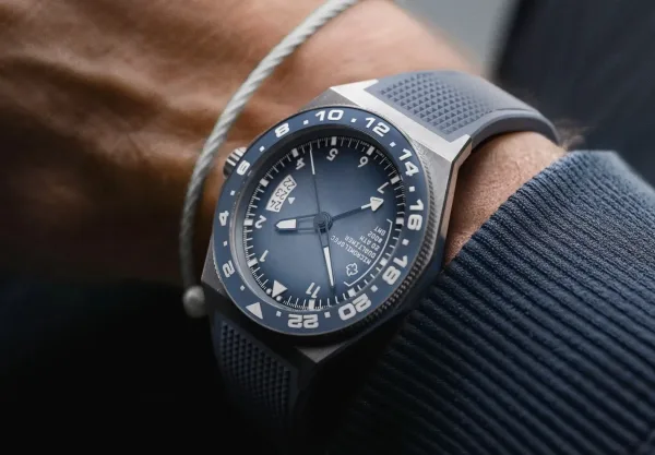 Montre aviateur micromilspec dualtimer 41