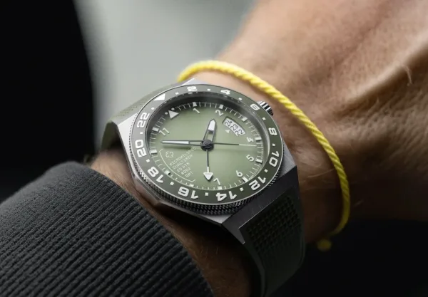 Montre aviateur micromilspec dualtimer 42