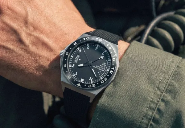 Montre aviateur micromilspec dualtimer 45