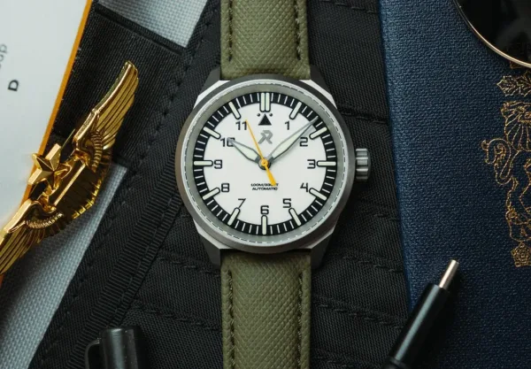 Montre aviateur rze resolute type a 16