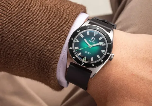 Montre electra dare devil diver 38