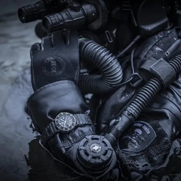 Montre forces speciales luminox original navy seal heritage 4