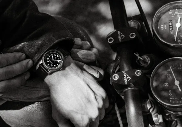 Montre militaire elliot brown arne cali noir 24