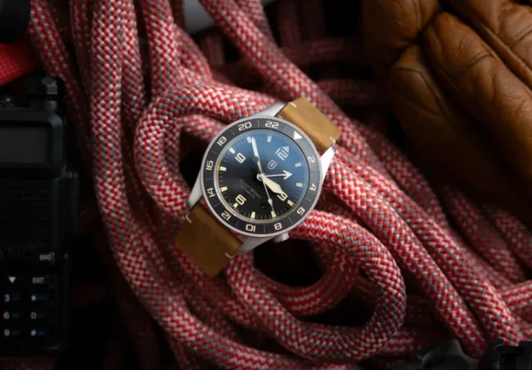 Montre militaire elliot brown holton auto gmt 22