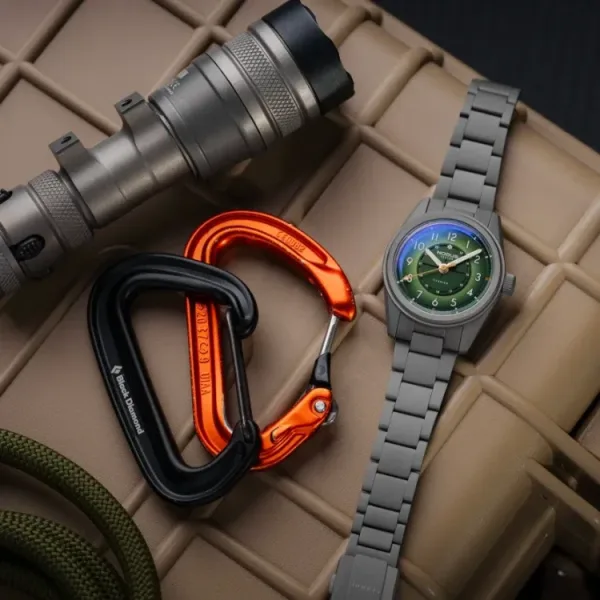 Montre militaire nodus sector ii field titanium 1