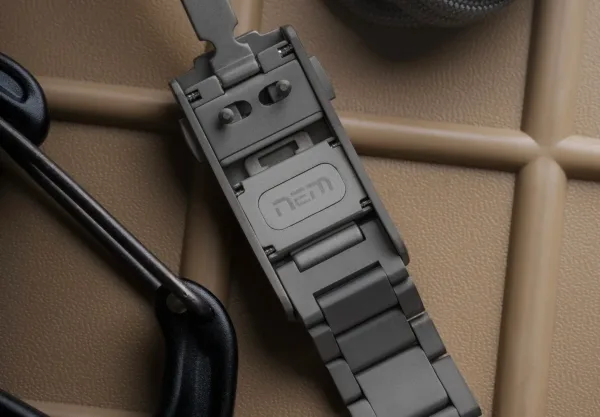 Montre militaire nodus sector ii field titanium 18