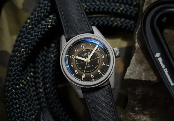 Montre militaire nodus sector ii field titanium 21