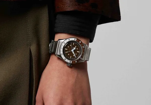 Montre militaire serica chronometre de voyage gmt 38