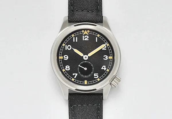 Montre militaire vario 1945 d12 field watch 22