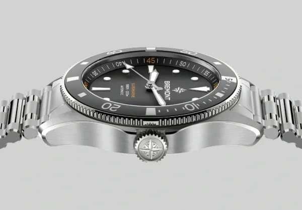 Montre plongee bremont supermarine 300m date 25
