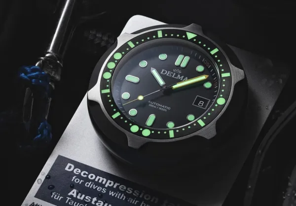 Montre plongee delma quattro 33