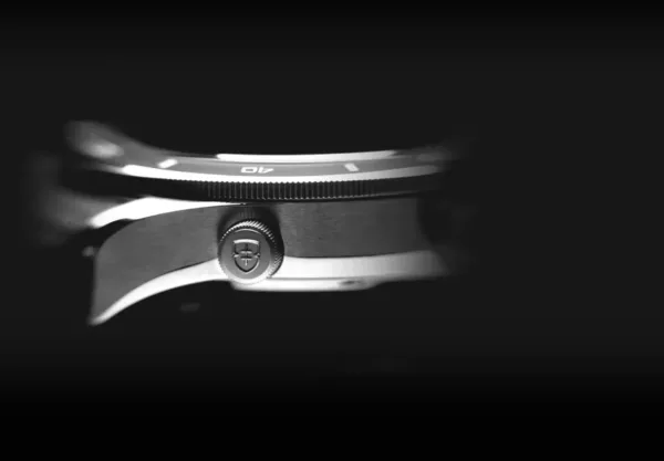 Montre plongee elliot brown beachmaster automatic founder s edition 26