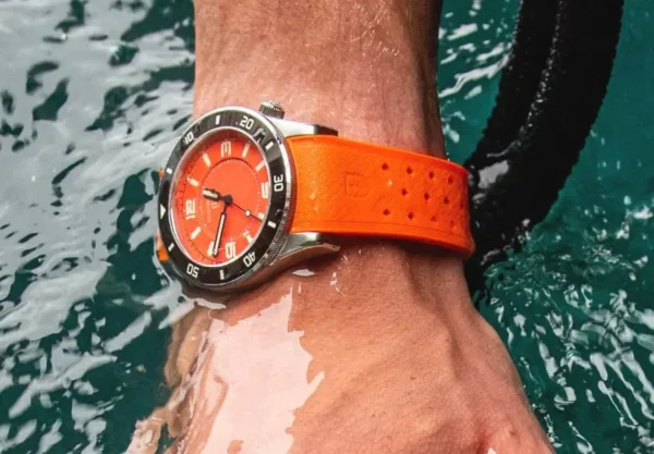 Montre plongee elliot brown bloxworth heritage diver 20