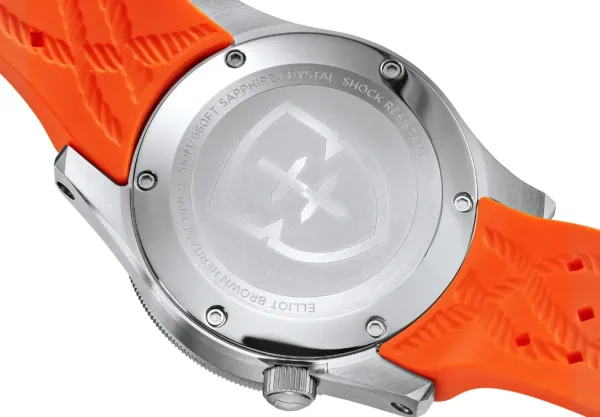 Montre plongee elliot brown bloxworth heritage diver 23