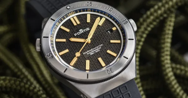 Montre plongee fortis marinemaster m 44 0