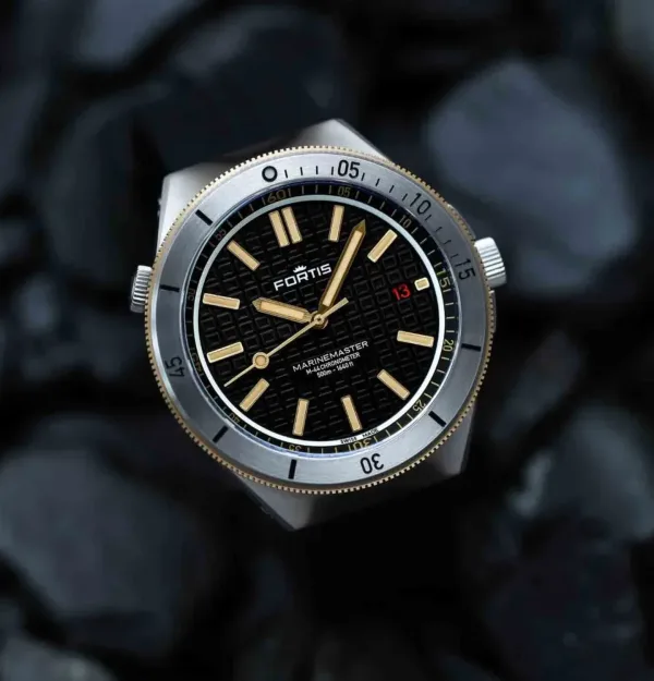Montre plongee fortis marinemaster m 44 6