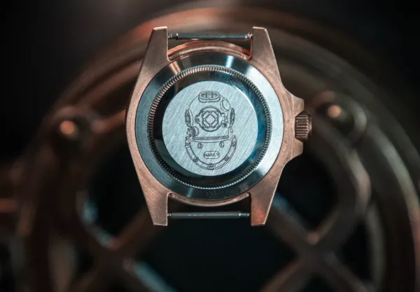 Montre plongee guild mark v bronze heritage diver 12
