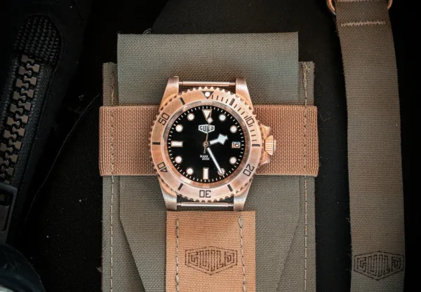 Montre plongee guild mark v bronze heritage diver 6
