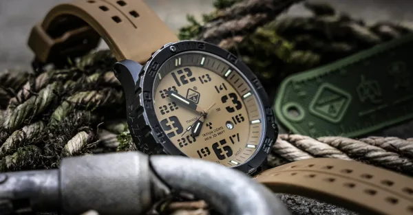 Montre plongee hazard 4 hwd gmt 1
