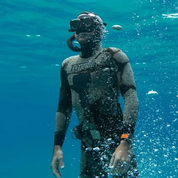 Montre plongee luminox pacific diver chronograph 2