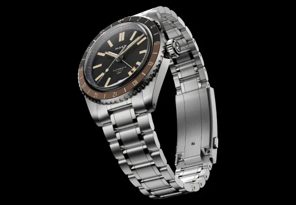 Montre plongee maen hudson 38 gmt mkii 27