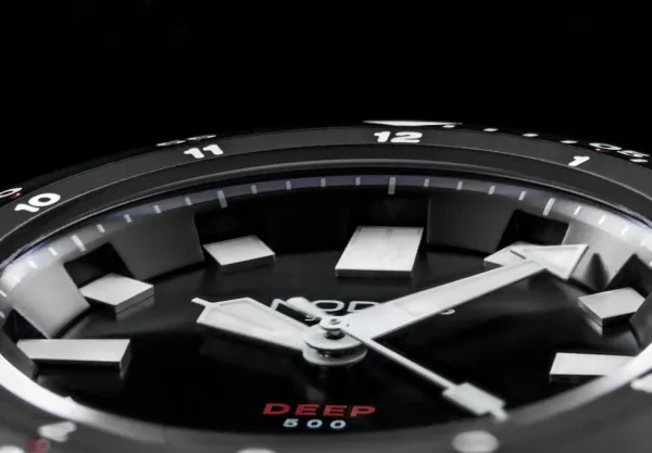 Montre plongee nodus sector deep destro 24