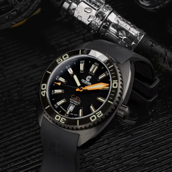 Montre plongee ocean crawler core diver black 6