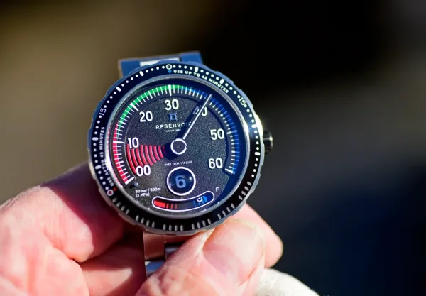 Montre plongee reservoir hydrosphere blackfin 34