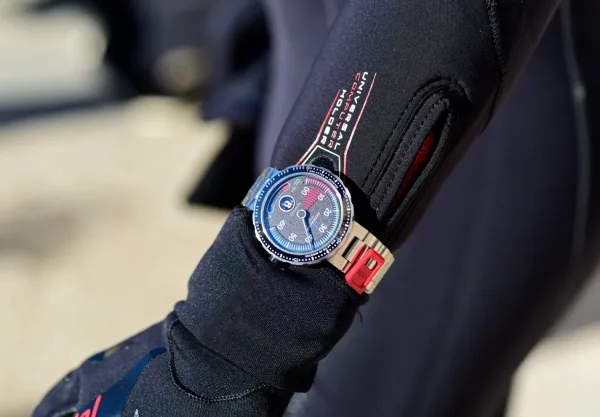 Montre plongee reservoir hydrosphere blackfin 41