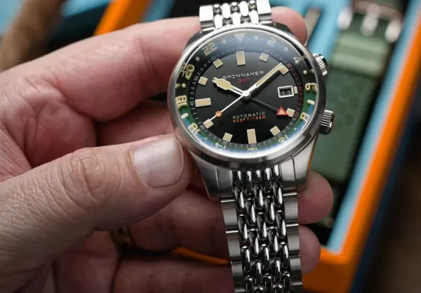 Montre plongee spinnaker bradner gmt automatic 62
