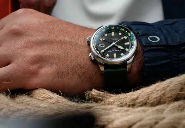 Montre plongee spinnaker bradner gmt automatic 64