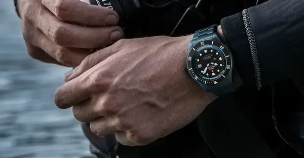 Montre plongee swiss military diver 500 1