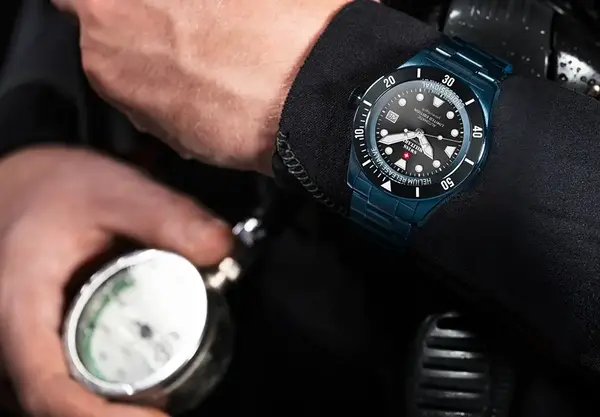 Montre plongee swiss military diver 500 12