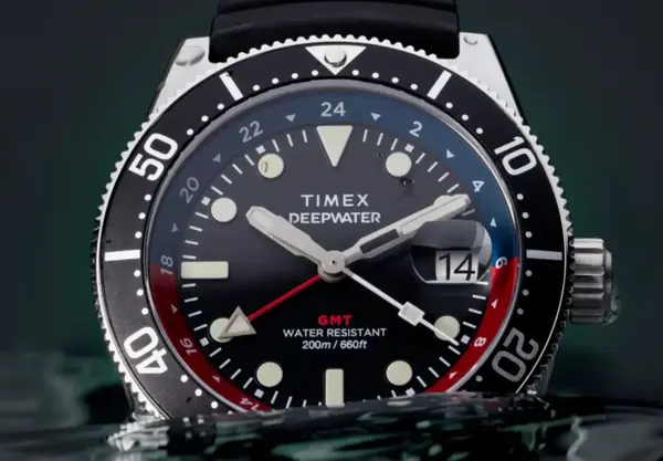 Montre plongee timex deepwater reef 200 gmt 26