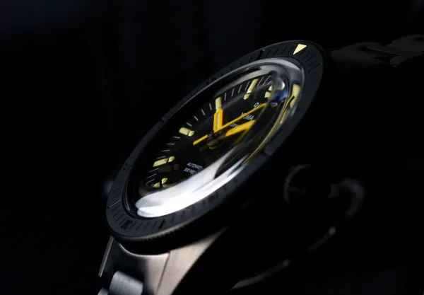 Montre yema navygraf phantom cmm 10 17