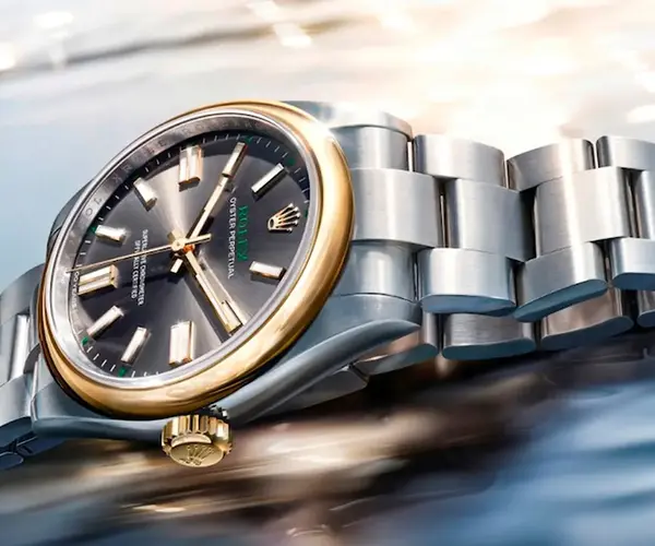 Actualite Montre de plongee Rolex Oyster cent ans 0
