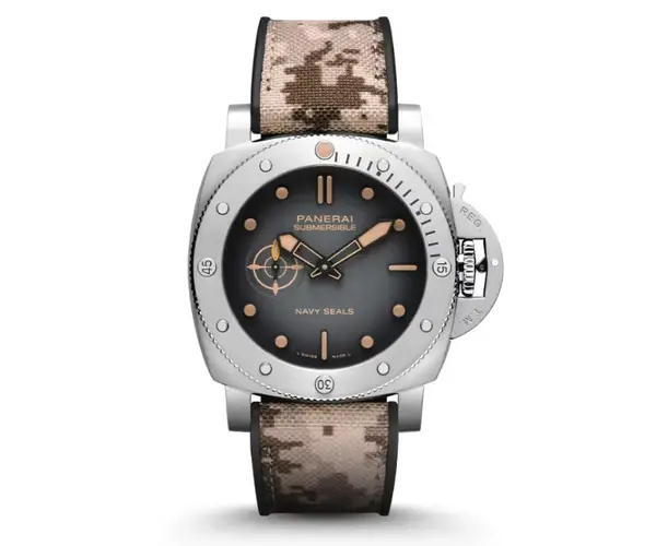 Montre Forces Speciales Panerai Submersible Navy Seals 000