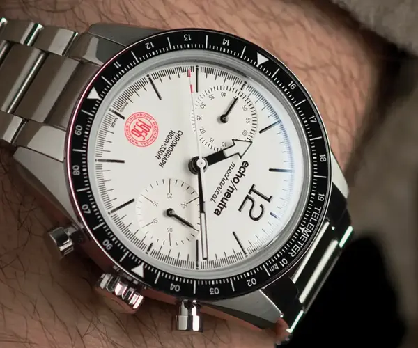 Montre echoneutra 1956 chronographe blanc 0 3